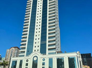Apartamento · 183m² · 4 Quartos · 3 Vagas · Paramount Tower