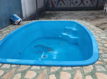 Casa de 2 quartos, Manaus · Vendo casa com piscina no Manoa