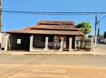 fa677e0ac1aaa6b9db3ef53754153946f326badf · Casa com 3 dormitórios à venda, 272 m² por R$ 700.000,00 - Setor Central - Itumbiara/GO