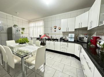 Casa · 280m² · 5 Quartos · 4 Vagas · Casa em  Viela Francisca Fumiko Oda dos Santos - Vila Esperança - Maringá/PR