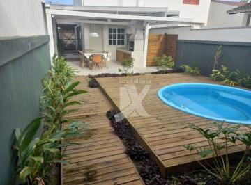 55922efb3394673d26c773c64b9780b291bdacd5 · Casa com ar e piscina + 3 dorm.( sendo que 1 é suíte externa) para alugar, 120 m² por R$ 930/dia - A