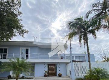 acc7e3c44b98c31fdcc4b948d4ebaea8e1669605 · Casa com piscina, ar + 5 dorm.(sendo que 03 são suítes) para alugar, 600 m² por R$ 2.950/dia - Atami