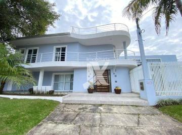 bd57c6791cf80ccfc1a479d576c55aee710bb222 · Casa com piscina, ar + 5 dorm.(sendo que 03 são suítes) para alugar, 600 m² por R$ 2.950/dia - Atami