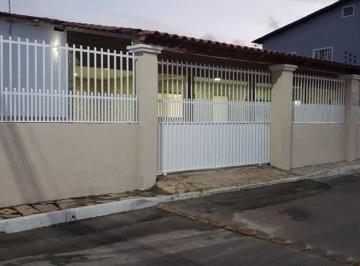 Casa de 4 quartos, Vicente Pires · 4 qts sendo 2 suites, 4vgs, 61-99463-5151