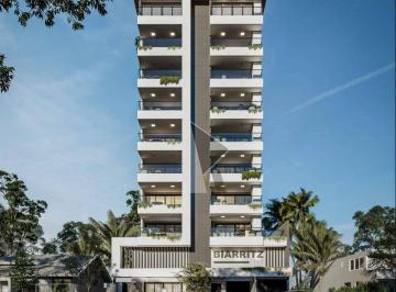 701c3d5d249df8a7be6b35eafb4f6d015b09cc8a · Apartamento com 2 dormitórios à venda, 132 m² por R$ 894.000,00 - Centro - Navegantes/SC
