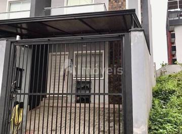 Casa · 79m² · 2 Quartos · 1 Vaga · Geminado de 2 Quartos no Glória