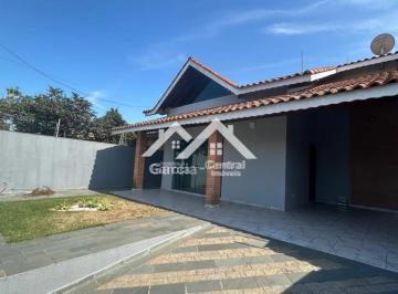 Casa · 137m² · 3 Quartos · 2 Vagas · Casa em Peruíbe