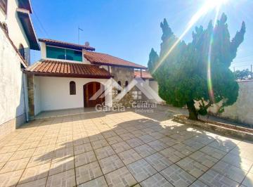 Casa · 245m² · 3 Quartos · 3 Vagas · Casa em Peruíbe