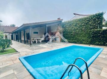 Casa · 897m² · 6 Quartos · 3 Vagas · 
                                Casa em Peruíbe
                            