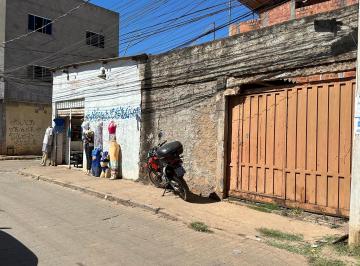 Casa de 1 quarto, Vila Estrutural · TERRENO C/ CASA - SETOR LESTE - ESTRUTURAL| NA AVENIDA COMERCIAL E COMERCIAL C/ FUNDAÇÃO 
