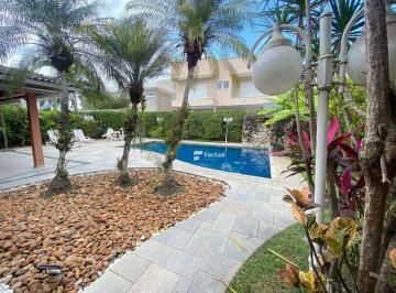 4239c5d7a72422c9b1d61fa44209f22accfe55b1 · Casa a venda em condominio - alto padrão com total infraestrutura.