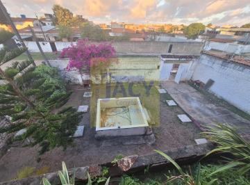 Casa · 300m² · 6 Quartos · 4 Vagas · 2 casas + muito terreno pau amarelo paulista