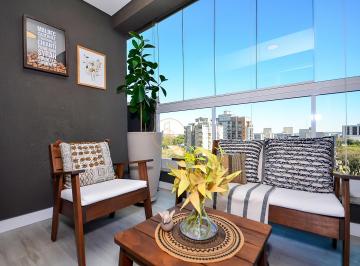 Apartamento de 2 quartos, Curitiba · Ótimo 2 quartos, Água verde, 1 suíte, sacada c/churrasqueira e 1 vaga