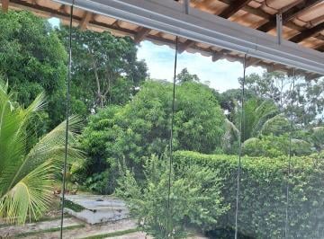 Casa de 3 quartos, Lauro de Freitas · Casa 3/4 em Condomínio.Arborizada.156m2.Excelente! Localização Estratégica.