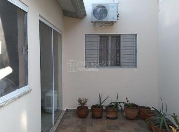 img0 · Casa Padrão em Araraquara