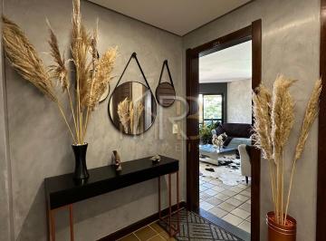 Apartamento · 193m² · 3 Quartos · 3 Vagas · Apartamento com bela vista no Pontal .