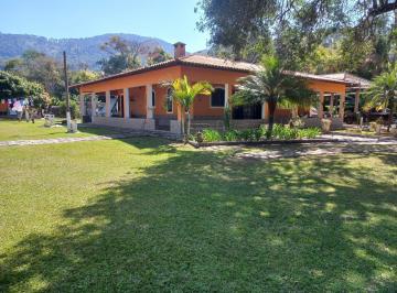 Rural de 3 quartos, Extrema ·  Chácara à Venda  em Extrema -MG 