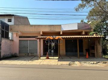 Comercial · 260m² · 8 lojas há 350m da praça!