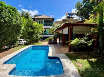 Casa · 410m² · 4 Quartos · 3 Vagas · Oportunidade | Casa com 4 Suítes e Estrutura Completa a Poucos Passos da Praia Mole