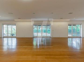 Casa · 613m² · 4 Quartos · 4 Vagas · Charmosa casa à venda localizada no Jardim Guedala