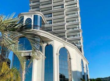 Apartamento de 3 quartos, Itapema · APARTAMENTO FRENTE MAR