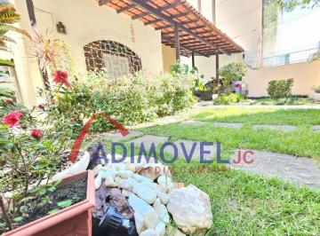 Foto 01 · Casa Linear em Jardim Camburi! Com 3 Quartos, 1 Suíte, 3 Vagas, 230m².