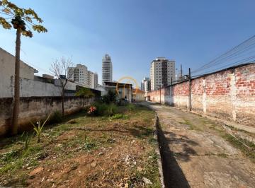 Foto 01 · Terreno à venda na Vila Gumercindo com 420m² em Zona Mista