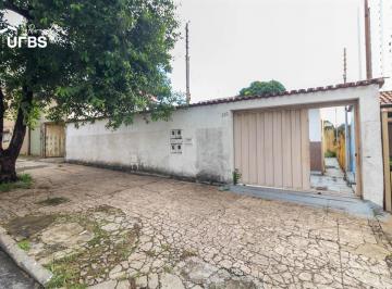 Casa · 273m² · 7 Quartos · 2 Vagas · 0 - Casa 7 quartos - Setor Leste Vila Nova