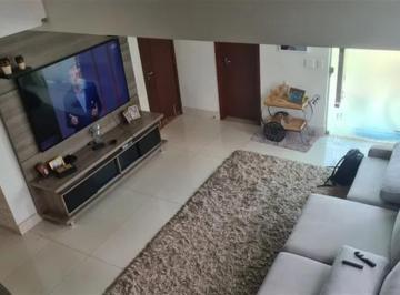 Casa · 284m² · 4 Quartos · 4 Vagas · Sobrado no Jardins Lisboa com 4 suítes, sendo uma master com closet, hidromassagem e sacada.