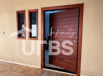 Casa · 145m² · 3 Quartos · 2 Vagas · 0 - Casa 3 quartos, sendo 1 suíte