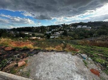 7a721e954f68646f3bfe622f0ff09b56f23c52f7 · Terreno à venda- Bosque das Arapongas - Serra Negra/SP
