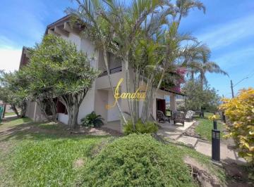 Casa · 350m² · 4 Quartos · Excelente sobrado Centro de Xangri-lá! de esquina com dois lotes