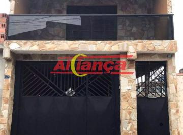 Casa · 250m² · 4 Quartos · 2 Vagas · Terreno com 3 moradias - Sobradão com 4 dormitórios (1s e closet), sala 2 ambientes, cozinha ampla