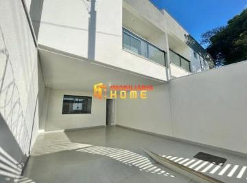 Casa · 154m² · 3 Quartos · 2 Vagas · Casa com 3 Quartos e 3 banheiros à Venda, 154 m2 Bairro Floramar