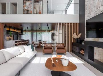 Casa · 435m² · 2 Vagas · CASA EM CONDOMINIO FECHADO