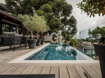 Casa · 4 Vagas · CASA DE 838 M² EM CONDOMINIO FECHADO EM GRAMADO