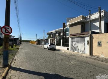 Foto 01 · Casa mista em amplo terreno em Navegantes/SC!