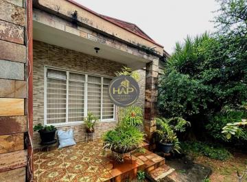 Casa · 120m² · 3 Quartos · Á venda casa com 3 dormitórios sendo 1 suíte em Campinas - SP