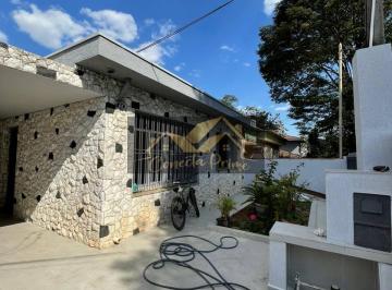 Casa · 180m² · 4 Quartos · 3 Vagas · Casa térrea a venda no Centro de Taboão da Serra/SP.