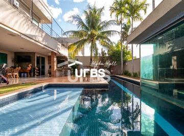 Casa · 410m² · 4 Quartos · 4 Vagas · Sobrado no Alphaville Ipês