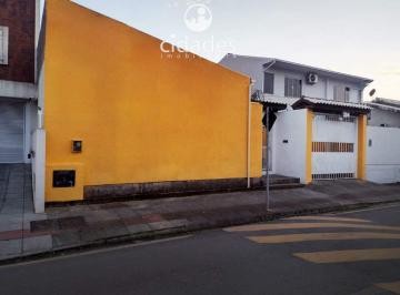 Casa · 217m² · 4 Quartos · 4 Vagas · Aluguel de casa residencial comercial 4 dormitórios (2 suítes) com garagem no bairro Passa Vinte, Pa