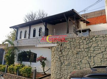 Casa · 150m² · 3 Quartos · 1 Vaga · CASA PARA MORADIA E INVESTIMENTO (2 CASAS DE 3 E 4 DORMITÓRIO)