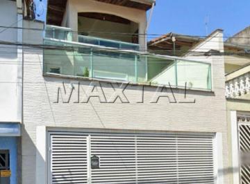 Casa · 200m² · 3 Quartos · 2 Vagas · Casa com 3 dormitórios, sendo 1 suíte, 2 vagas de garagem e área gourmet com uma grande varanda!