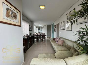 Amplo Living · APARTAMENTO A 100 METROS DA PRAIA