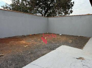 a05948bb5ef855f834cc25fe5407f10f19fded9d · Casa à Venda de 02 Quartos no Bairro Jardim Santa Cecília em Ribeirão Preto com Quintal.