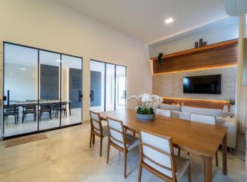 7662f3abc34cba47ae80b0eaf41c3f39f33364fb · Casa 3 quartos - Porteira Fechada - Arniqueiras