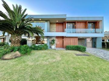 Casa · 416m² · 6 Quartos · 2 Vagas · Sobrado beira-lago no condomínio Enseada - Xangri-lá/RS