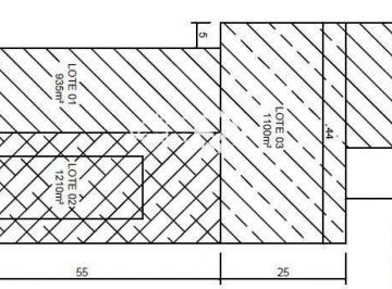Terreno · 4m² · Vende-se Área com 3.995 m² a cerca de 2 minutos da Rua Coberta
