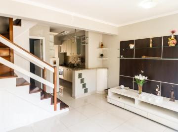 Casa · 90m² · 3 Quartos · 2 Vagas · Casa para Aluguel - Humaitá, 3 Quartos, 90 m² - Porto Alegre