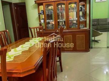 casa_602m-_no_jardim_europa-_volta_redonda-_6_dormitorios-_sendo_3_suites-_7_banheiros-_escritorio-_area_gourmet-_piscina-_hidromassagem-_open_house-21720729645692.jpg · Descubra o Lar Perfeito para sua Família com 602m², 6 Dormitórios e Espaço Gourmet Completo!